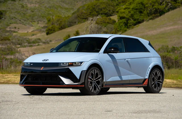 6 "Ông Vua" Xe Điện Mỹ: Kẻ Trụ Vững, Người Lao Dốc Hậu Trợ Cấp