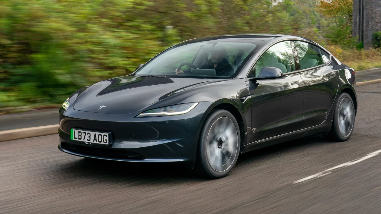 Tesla giảm giá mạnh tay – Model 3 và Model Y giờ đây "dễ chạm tay" hơn bao giờ hết!