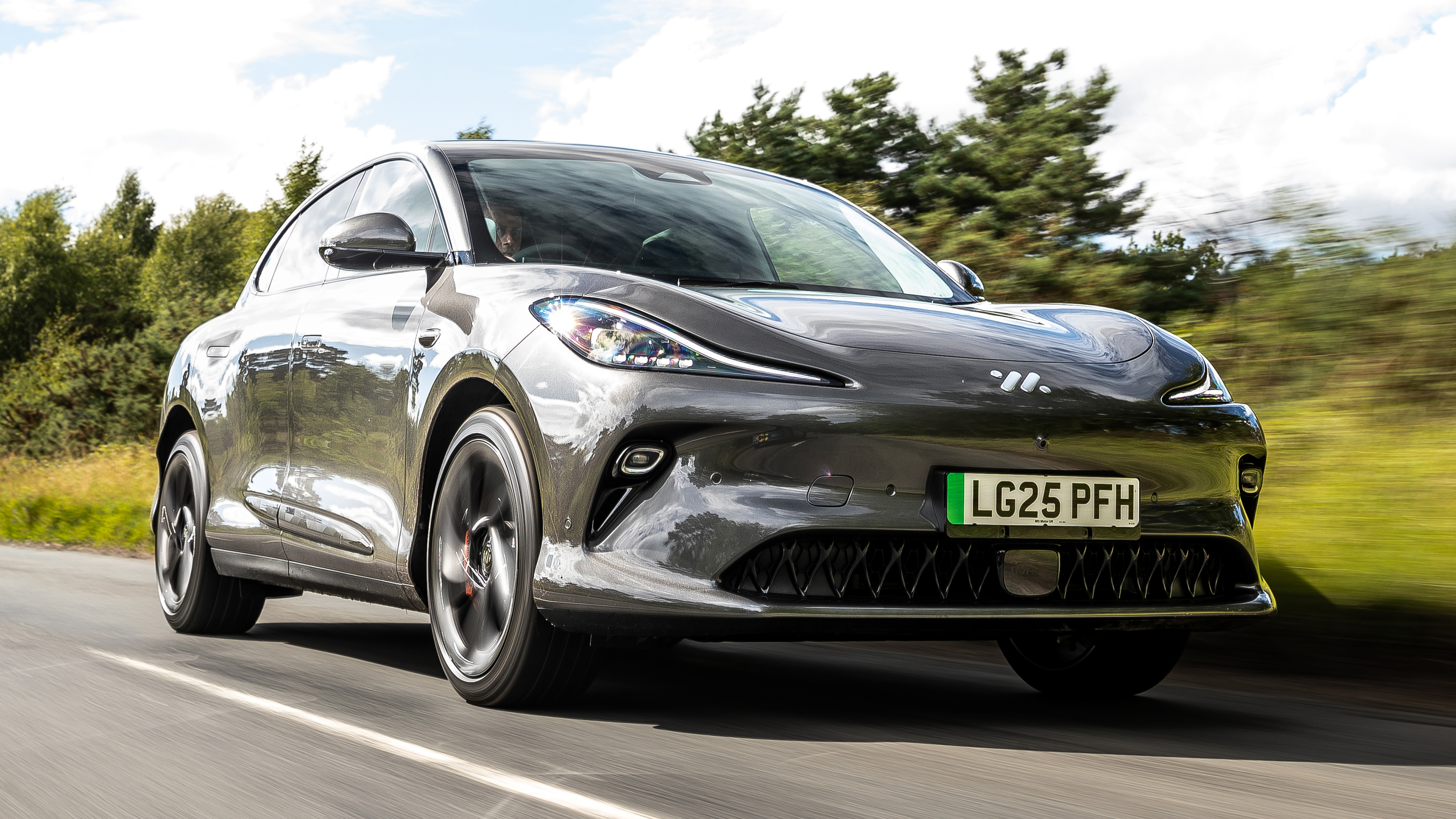 So sánh Tesla Model Y vs BYD Sealion 7 và MG IM6: Ai thắng cuộc?