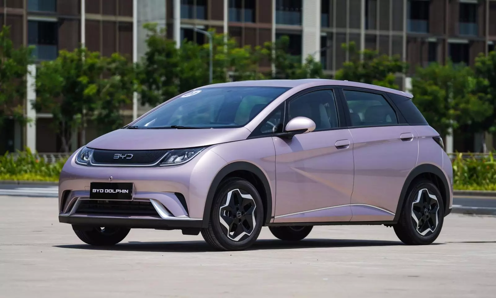 Giá xe BYD Dolphin.