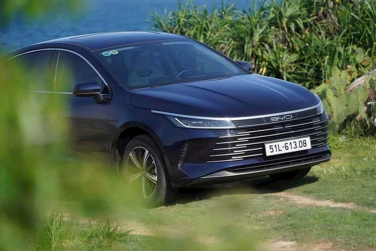 BYD Seal 5 "Xuyên Việt" gây sốc: Công nghệ Hybrid 3.0L/100km, tầm hoạt động vượt 1.400 Km