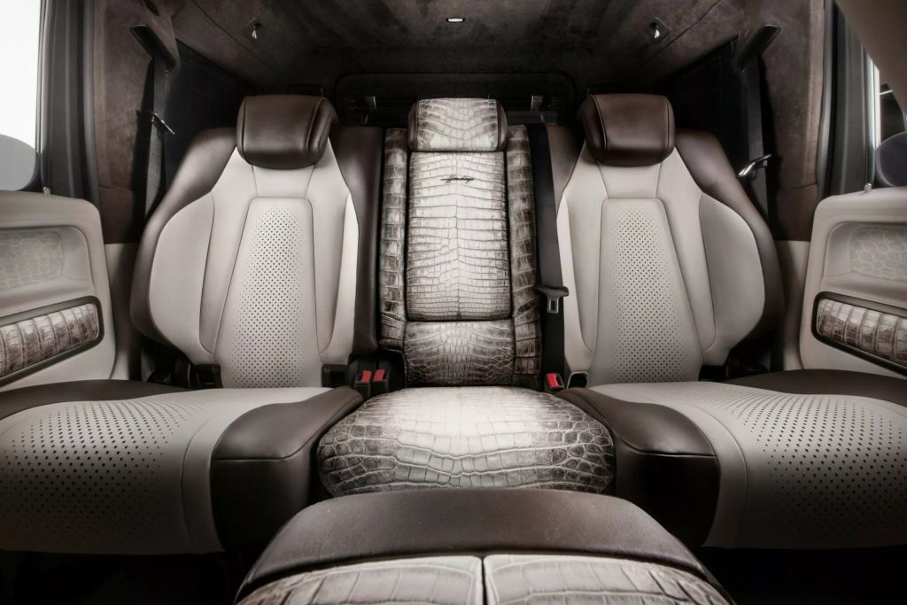 Chiêm ngưỡng Mercedes G63 "Himalaya" SUV 45 tỷ dát kim cương độc nhất