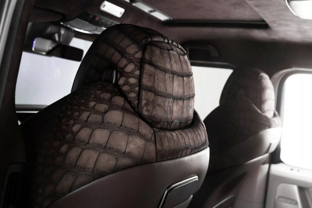 Chiêm ngưỡng Mercedes G63 "Himalaya" SUV 45 tỷ dát kim cương độc nhất