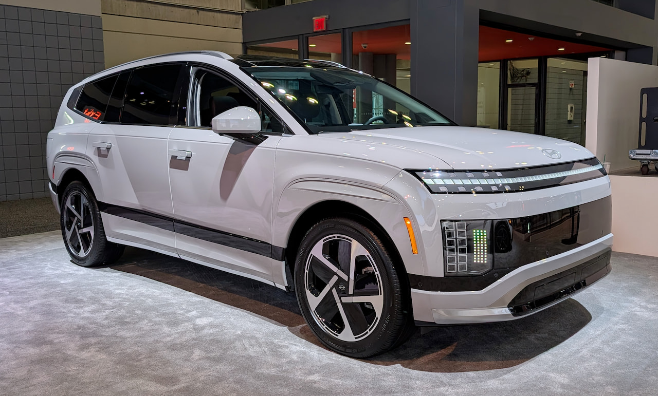 Cú Sốc GCOTY: Xe Mỹ Đánh Bại Xe Đức Ngay Tại Sân Nhà