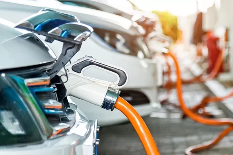 Cuộc chiến chống 'đồng tặc' tại trạm sạc xe điện