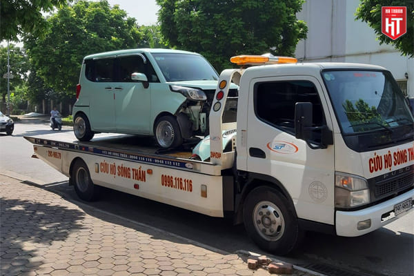 Cứu Hộ Ô Tô Hà Nội 24/7: Bảng Giá & Top 6 Đơn Vị Uy Tín