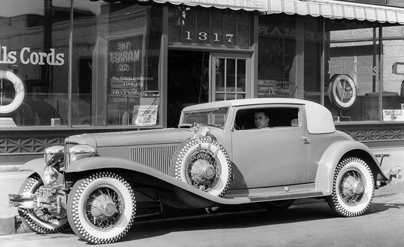 FWD và RWD: Vì Sao Xe Cầu Trước Vẫn Thống Trị Dù Cầu Sau “Sướng” Hơn?