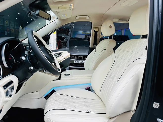 Giá chưa đến 1 tỷ, chiếc Mercedes-Benz này rộng rãi như Carnival, có treo thích ứng nhưng chạy 'không tốn một giọt xăng'