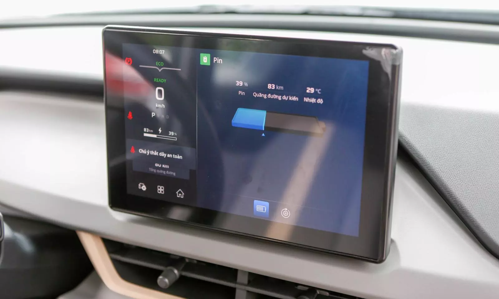 Giá Xe Hơi VinFast VF 3 Tháng 10/2025 & Lăn Bánh Mới Nhất 