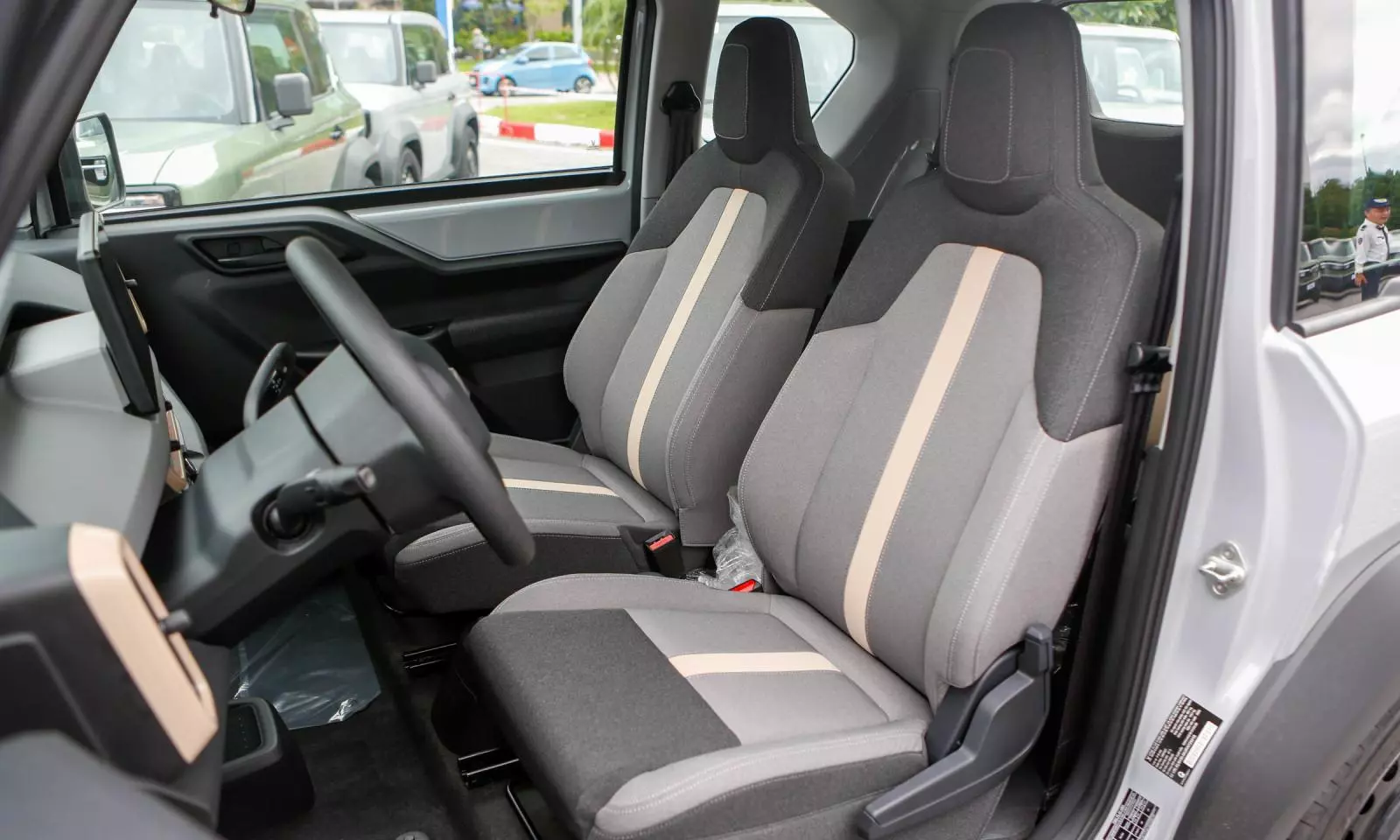 Giá Xe Hơi VinFast VF 3 Tháng 10/2025 & Lăn Bánh Mới Nhất 