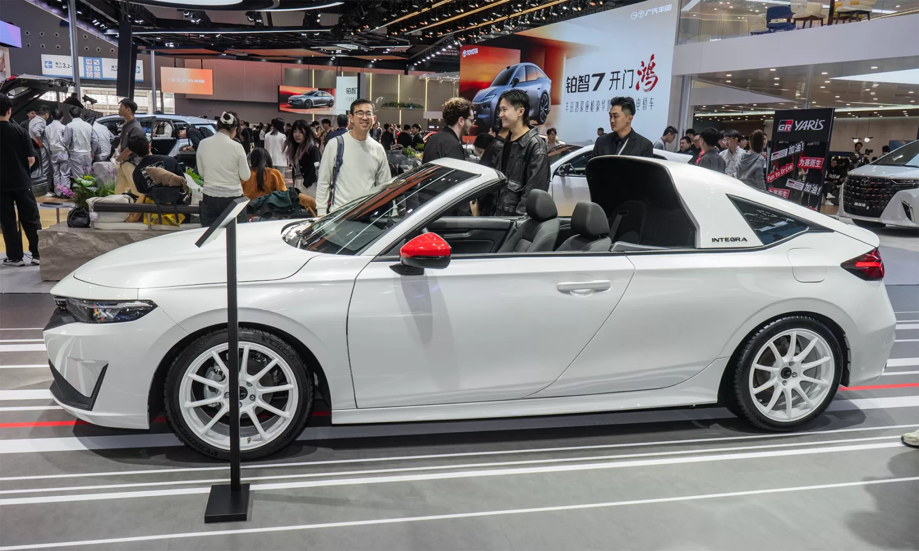 Honda Integra Hatchback - xe mui trần hai cửa