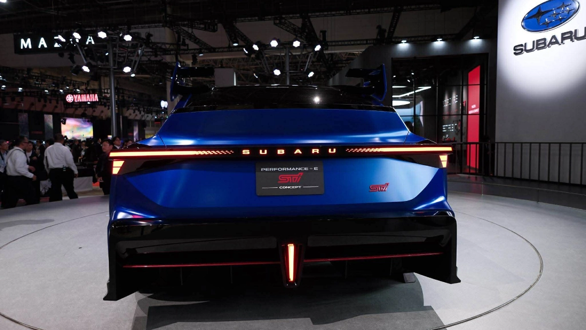 JMS 2025: Subaru Performance-E STI Concept trình làng Wagon hiệu suất cao, sẵn sàng cho kỷ nguyên điện hóa