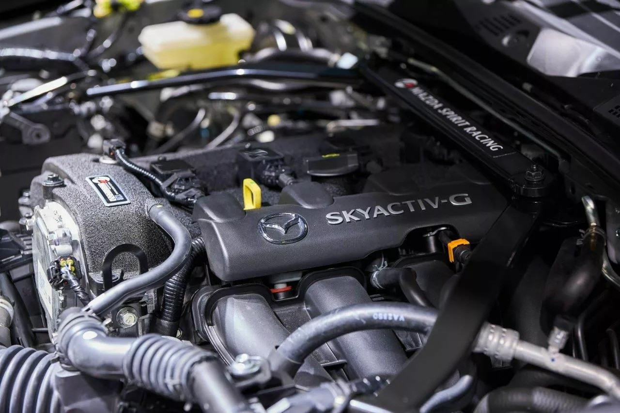 Mazda MX-5 Spirit Racing 12R Gây Sốt: Đơn hàng gấp 50 lần