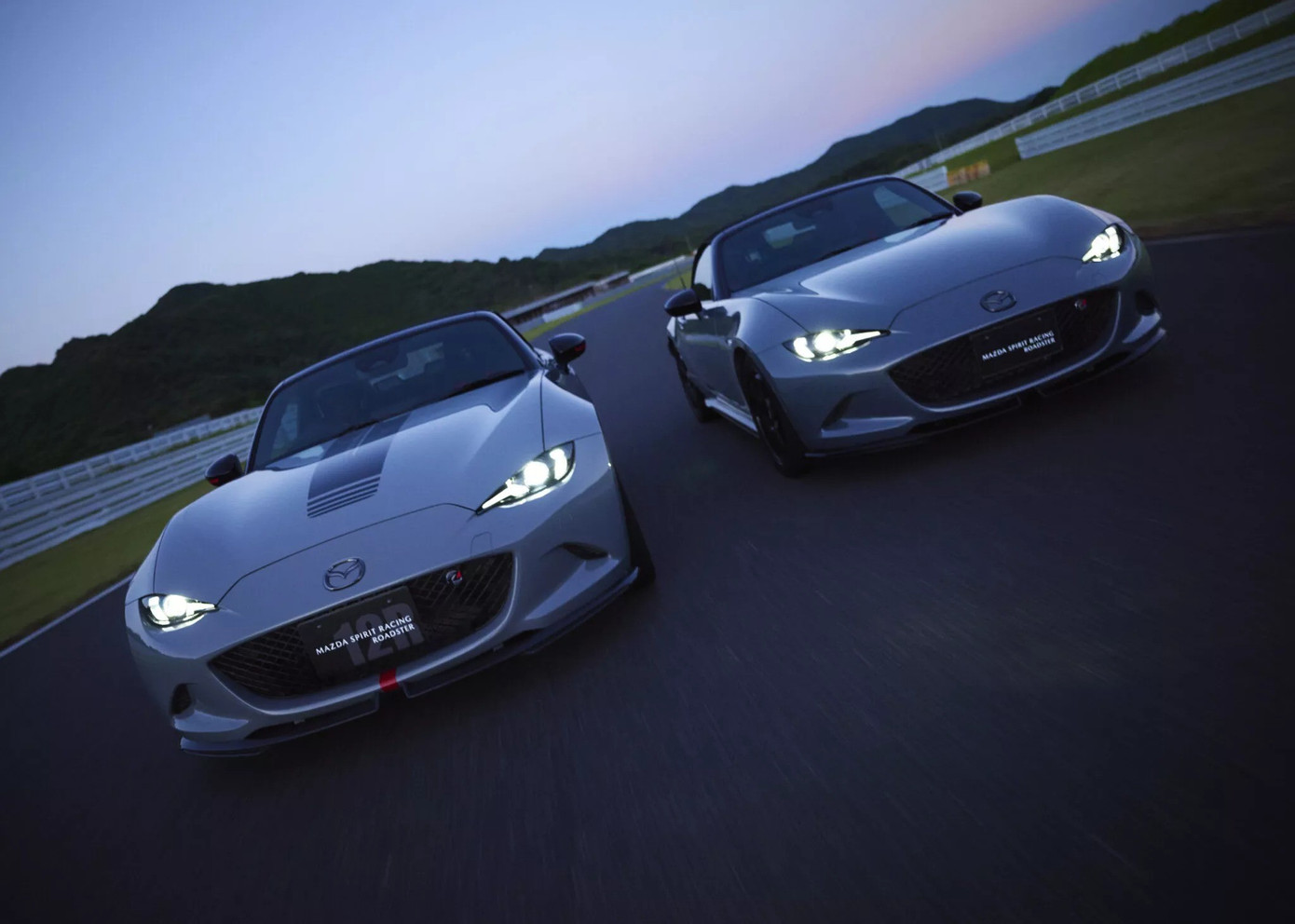 Mazda MX-5 Spirit Racing 12R Gây Sốt: Đơn hàng gấp 50 lần