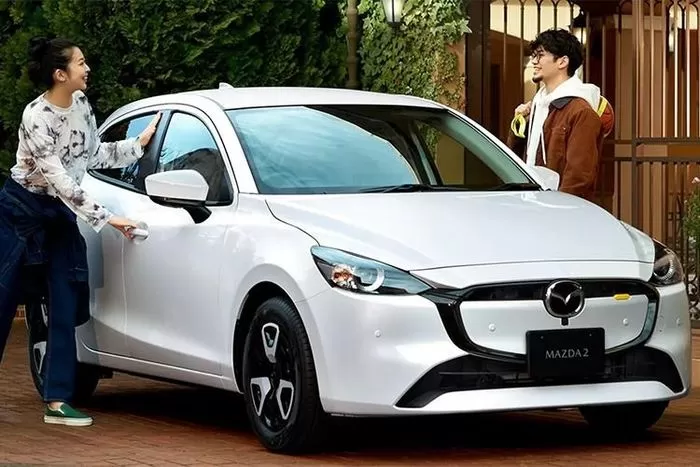 Mazda2 2026 Ra Mắt: "Soi" Chi Tiết Nâng Cấp, Giá Từ 287 Triệu