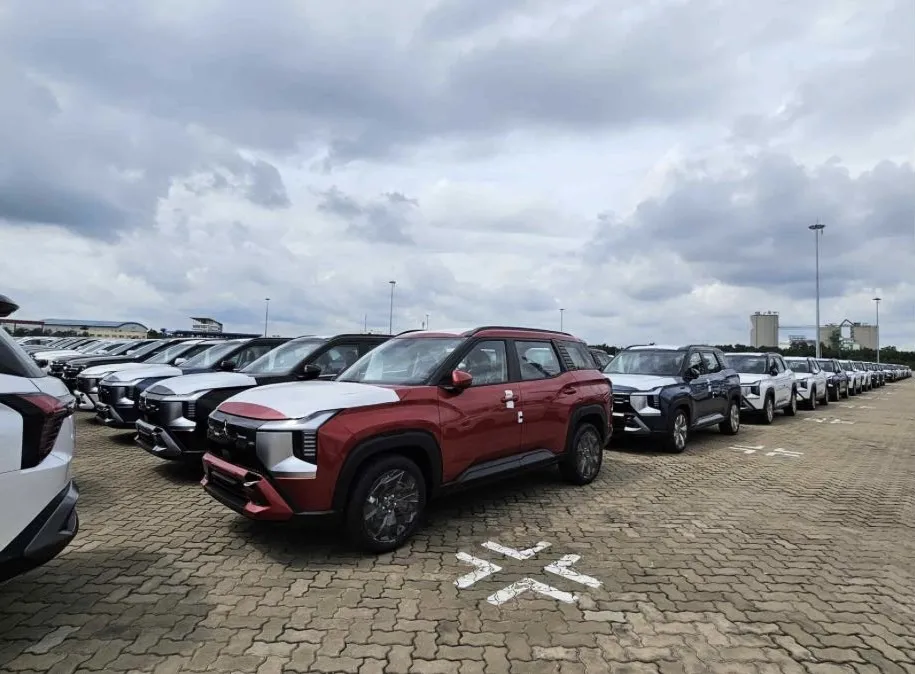 Mitsubishi Destinator: Tân binh phân khúc SUV 7 chỗ đã cập cảng với giá cực ưu đãi