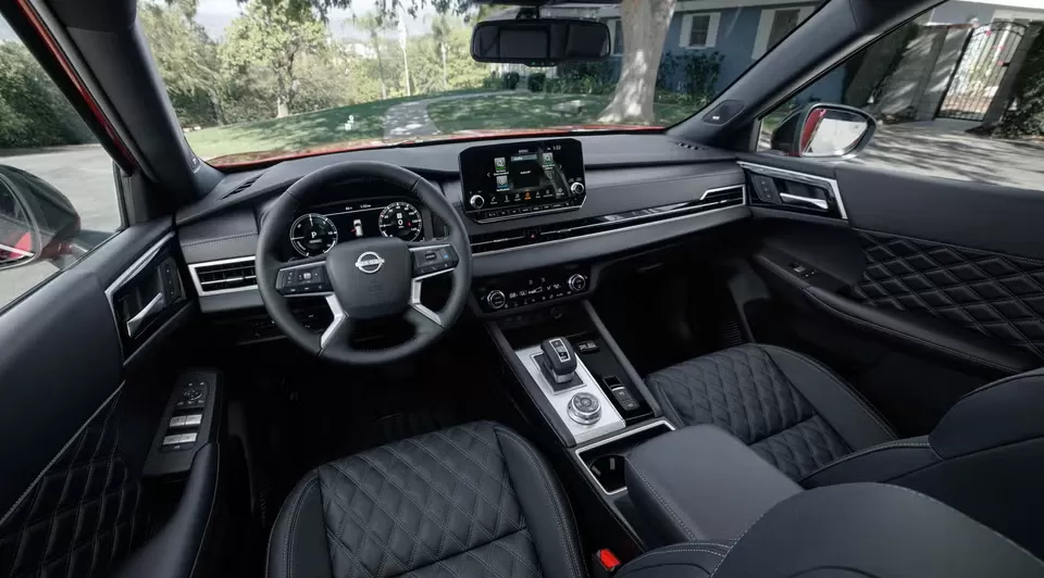 Nissan Rogue Plug-in Hybrid 2026: SUV 7 Chỗ Sạc Điện Đầu Tiên Của Nissan