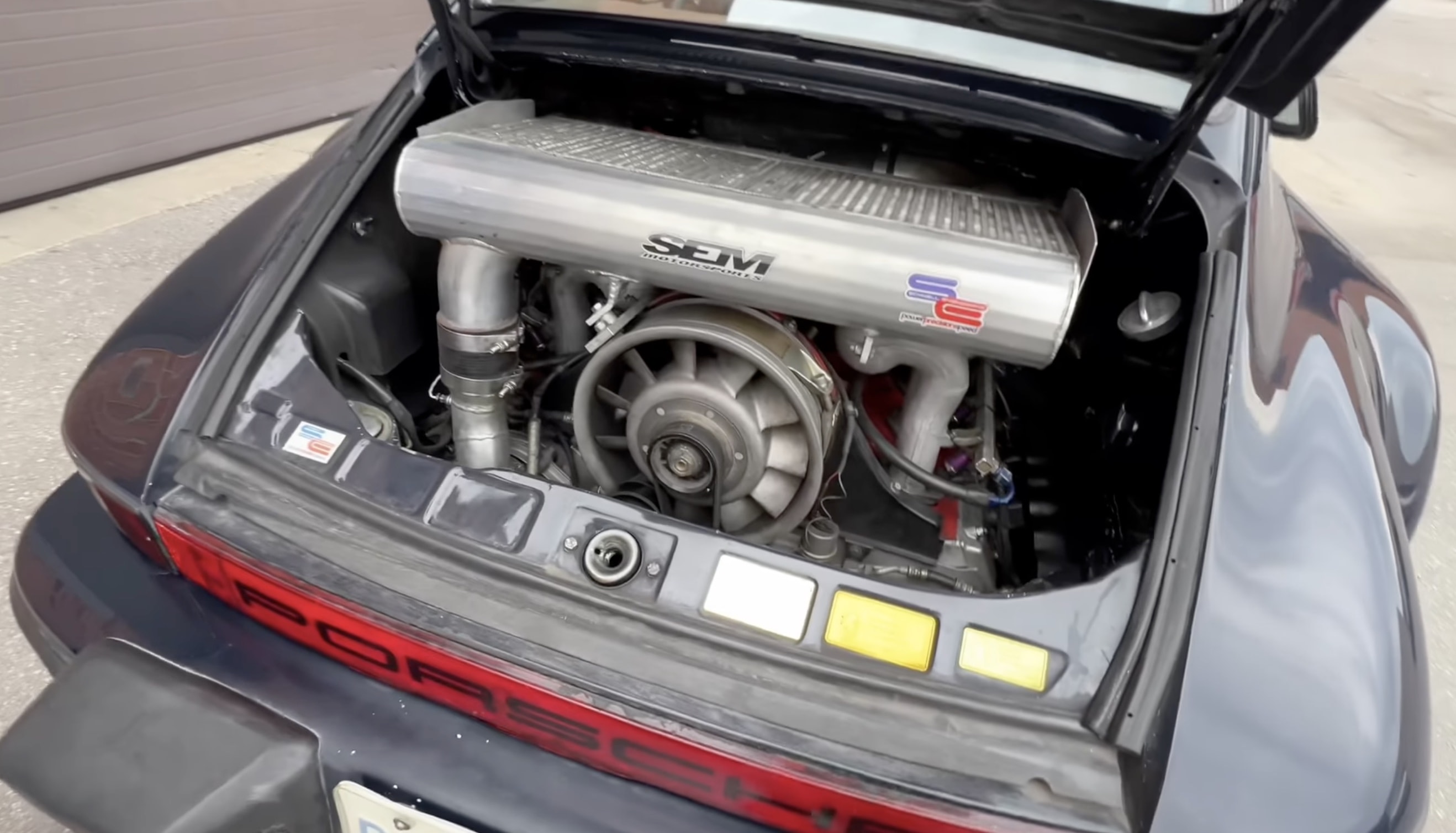 Porsche 911 "Widowmaker" chạy 1,3 triệu km: Lòng trung thành 5 thập kỷ của quý ông Canada