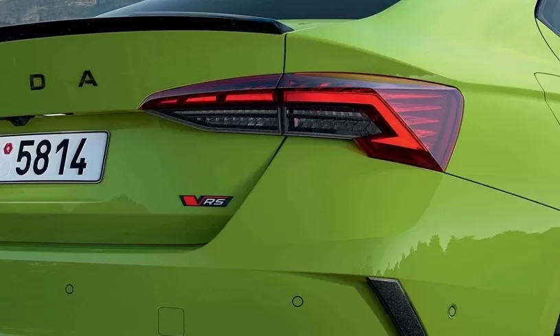 Skoda Octavia RS - sedan hiệu suất cao sắp bán tại Việt Nam