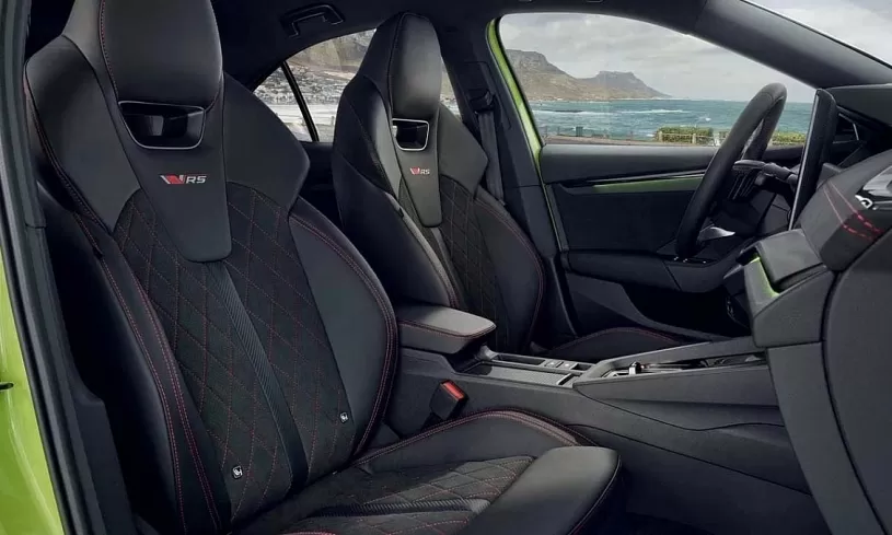 Skoda Octavia RS - sedan hiệu suất cao sắp bán tại Việt Nam