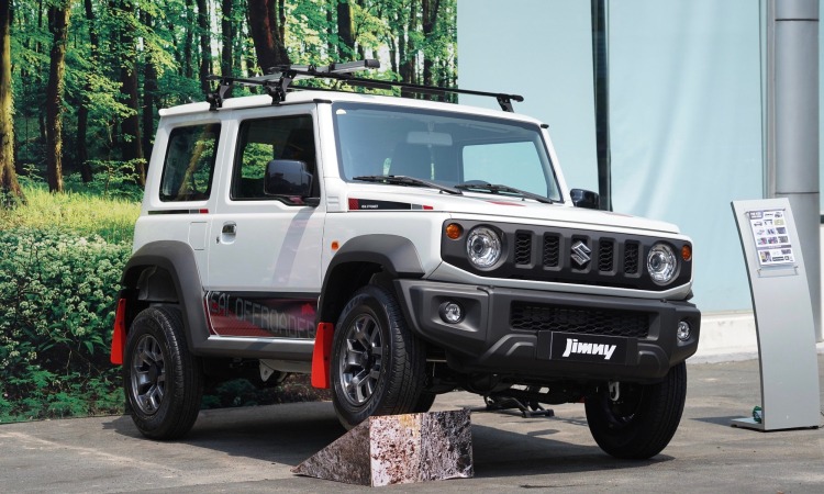 SỐC CUỐI NĂM: Suzuki Jimny giảm sâu gần 100 triệu, chốt giá chỉ từ 689 triệu đồng