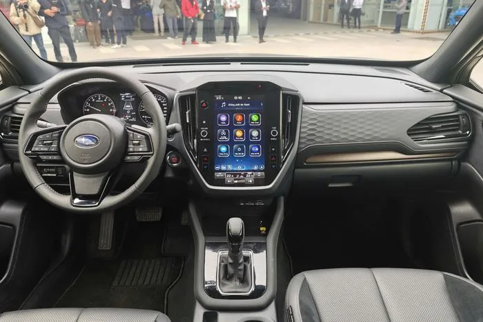 Subaru Forester 2026 lột xác toàn diện với động cơ 2.5