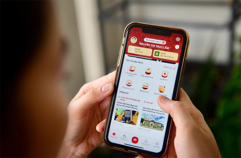 Theo dõi phạt nguội, quản lý xe đứng tên dễ dàng trên VNeTraffic