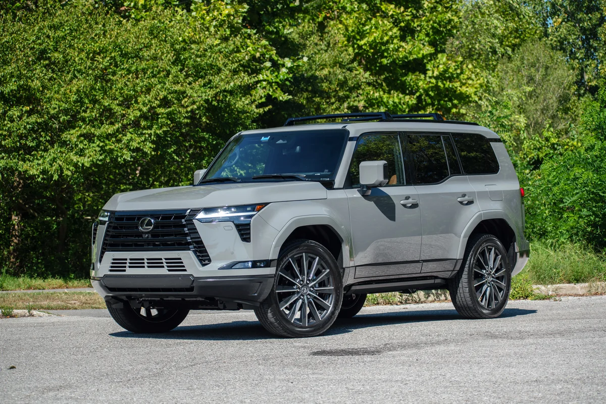 Top 9 SUV "Nồi Đồng Cối Đá": Mua Một Lần, Dùng Trọn Đời