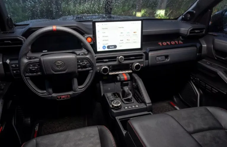 Toyota 4Runner 2026: Tăng giá nhẹ nhưng nâng cấp 'chất', Toyota khẳng định vị thế 'vua địa hình' bền bỉ