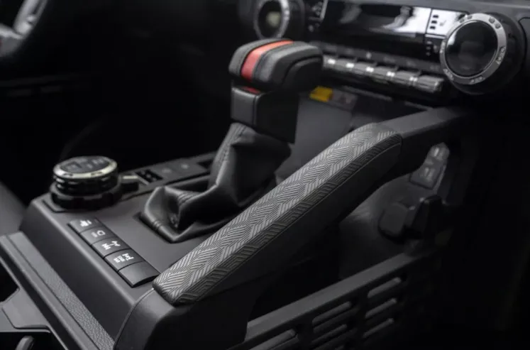 Toyota 4Runner 2026: Tăng giá nhẹ nhưng nâng cấp 'chất', Toyota khẳng định vị thế 'vua địa hình' bền bỉ