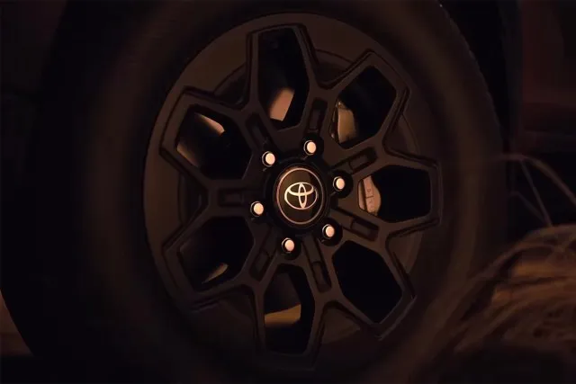 Toyota Hilux 2026 hoàn toàn mới sẽ được ra mắt vào ngày 10 tháng 11