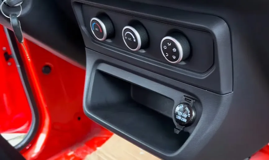 Vinfast EC Van lộ diện 'cỗ máy kiếm tiền' sắp khuấy đảo phân khúc xe Van tại Việt Nam