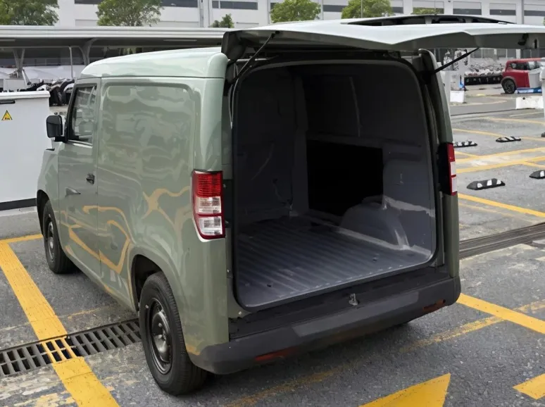 Vinfast EC Van lộ diện 'cỗ máy kiếm tiền' sắp khuấy đảo phân khúc xe Van tại Việt Nam